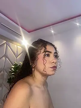 CamilaCastillo online show from 06/20/26, 12:41