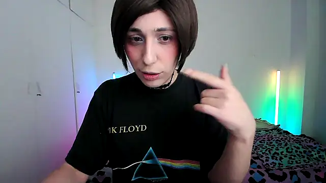 HoneyValentine online show from 02/12/26, 09:54