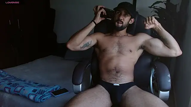 Snapshot of Rem_Dimartinz chatting on 03/11/26, 05:08 Rem Dimartinz online show from 03/11/26, 05:08