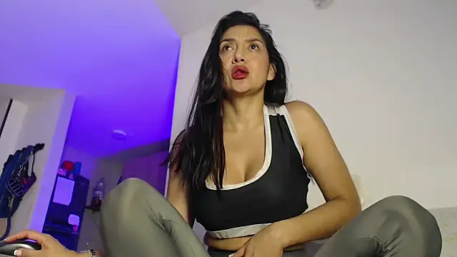 Snapshot of samanta_xi chatting on 02/27/26, 05:29 samanta xi online show from 02/27/26, 05:29