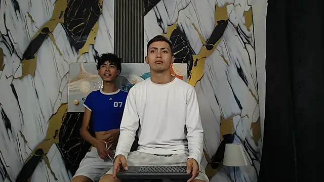 AVENGER BOYS2026 online show from 04/25/26, 07:11