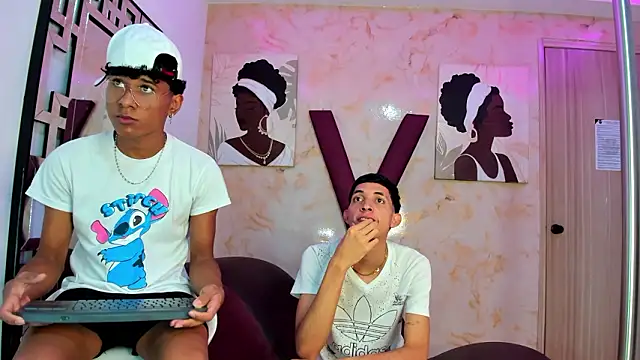 Snapshot of MAPOLA_GREAT chatting on 02/19/26, 07:43 MAPOLA GREAT online show from 02/19/26, 07:43