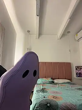 Snapshot of Iamcami_ chatting on 02/20/26, 06:41 Iamcami online show from 02/20/26, 06:41