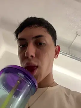 Snapshot of Iamcami_ chatting on 02/21/26, 07:15 Iamcami online show from 02/21/26, 07:15