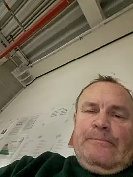 Snapshot of kanos71 chatting on 01/12/26, 02:11 kanos71 online show from 01/12/26, 02:11