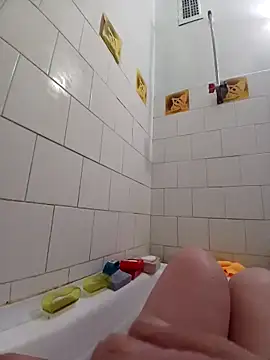 Snapshot of kanos71 chatting on 04/15/26, 04:47 kanos71 online show from 04/15/26, 04:47