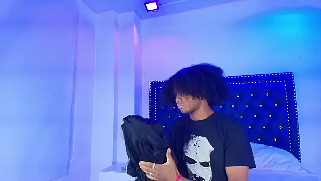 Cristal and luke online show from 01/13/26, 03:23