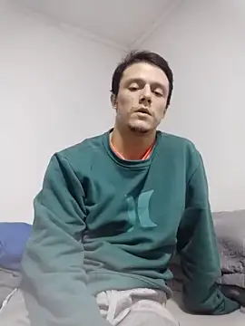 RAFAELQUINTEROSCAVALHEI online show from 06/09/26, 03:23