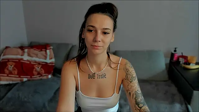 Snapshot of AnnaMized chatting on 02/20/26, 07:32 AnnaMized online show from 02/20/26, 07:32