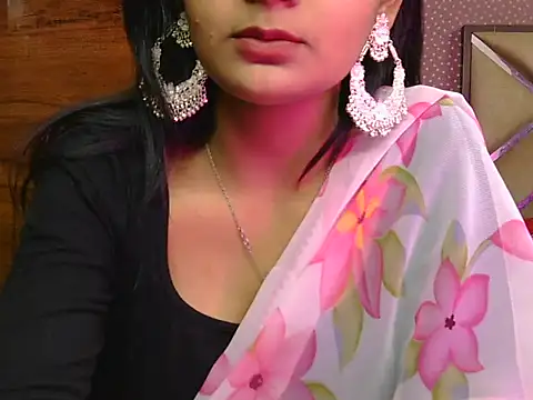 sweet riyaaa online show from 04/28/26, 04:50