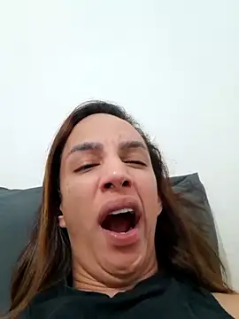 Snapshot of ofjuliaa chatting on 03/20/26, 07:13 ofjuliaa online show from 03/20/26, 07:13