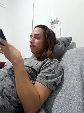ofjuliaa online show from 06/10/26, 04:34