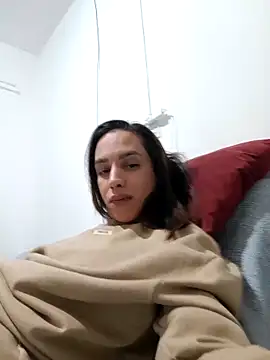 ofjuliaa online show from 06/11/26, 03:15