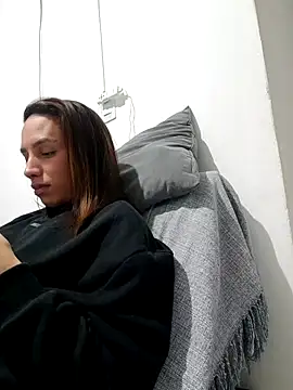 ofjuliaa online show from 06/18/26, 02:56