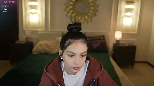 Snapshot of Mila_Rose054 chatting on 03/02/26, 03:52 Mila Rose054 online show from 03/02/26, 03:52