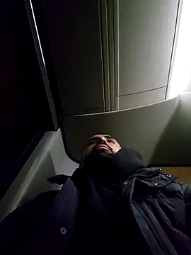 Snapshot of Moh_197 chatting on 02/11/26, 11:10 Moh 197 online show from 02/11/26, 11:10