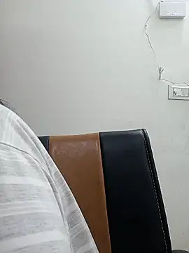 piryasharma005 online show from 02/26/26, 07:24