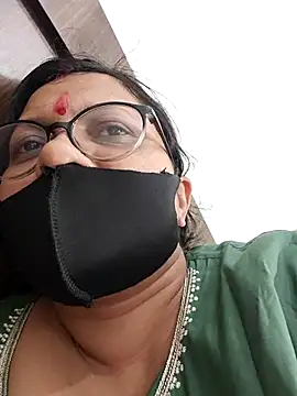 piryasharma005 online show from 04/20/26, 07:48