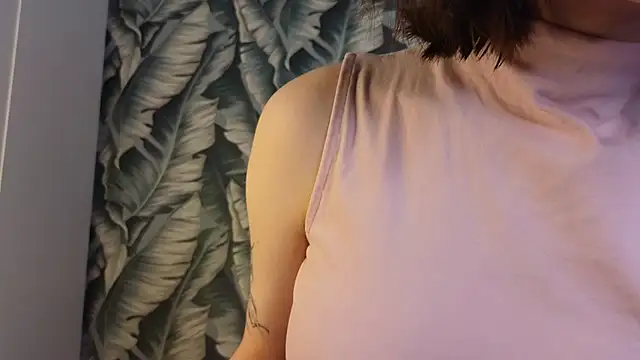 Snapshot of BondiCappetit chatting on 01/10/26, 11:01 BondiCappetit online show from 01/10/26, 11:01