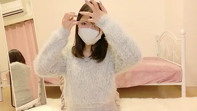 Snapshot of himarichan_v chatting on 01/09/26, 11:35 himarichan v online show from 01/09/26, 11:35