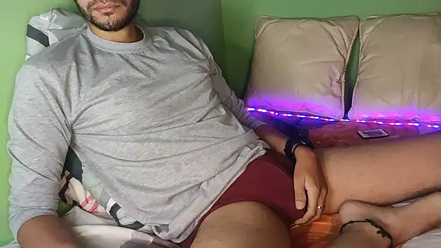 Snapshot of Taylor_Blaze94 chatting on 02/08/26, 01:42 Taylor Blaze94 online show from 02/08/26, 01:42