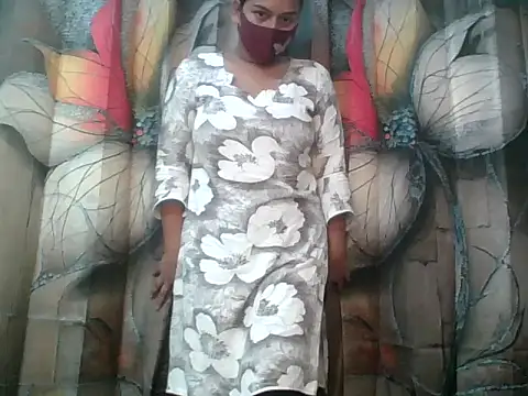 Snapshot of Sima_Roy95 chatting on 04/12/26, 04:45 Sima Roy95 online show from 04/12/26, 04:45
