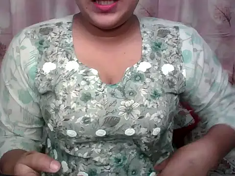 Snapshot of Sima_Roy95 chatting on 04/30/26, 04:35 Sima Roy95 online show from 04/30/26, 04:35