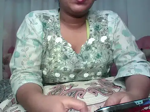 Snapshot of Sima_Roy95 chatting on 05/09/26, 06:46 Sima Roy95 online show from 05/09/26, 06:46