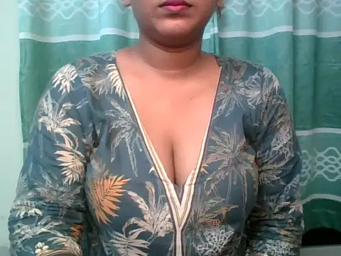 Snapshot of Sima_Roy95 chatting on 05/12/26, 05:21 Sima Roy95 online show from 05/12/26, 05:21