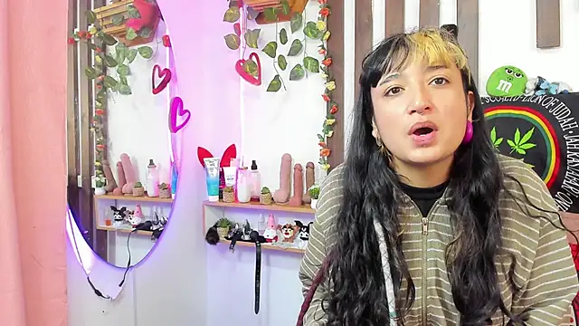 MeowMota  online show from 06/07/26, 04:33