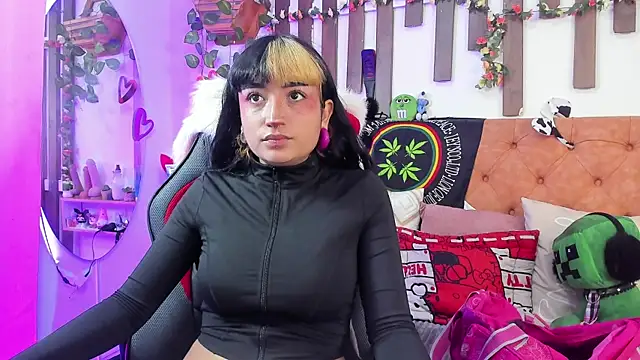 MeowMota  online show from 06/09/26, 06:08