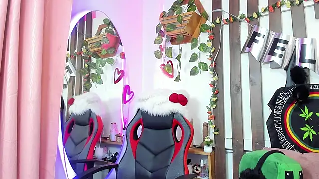 MeowMota  online show from 06/24/26, 06:40