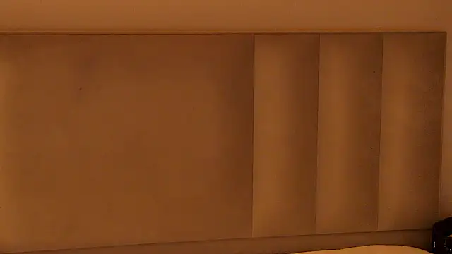 Snapshot of KatieRouge__ chatting on 03/08/26, 02:04 KatieRouge online show from 03/08/26, 02:04