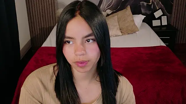 Snapshot of SofiaMante_ chatting on 02/11/26, 09:42 SofiaMante online show from 02/11/26, 09:42