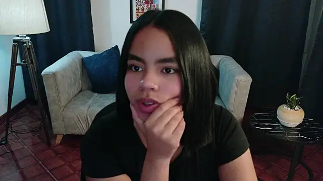 SofiaMante  online show from 06/26/26, 02:43