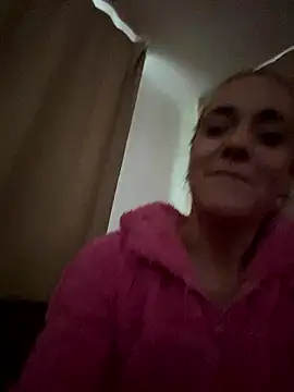 Snapshot of missconly chatting on 01/08/26, 12:18 missconly online show from 01/08/26, 12:18