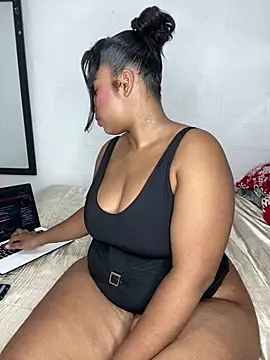 NataliaMillers online show from 02/07/26, 07:12