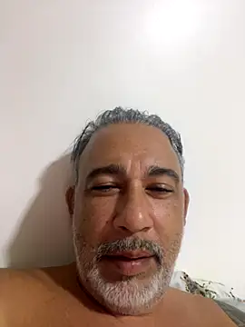 Snapshot of fabbronxer chatting on 01/07/26, 03:31 fabbronxer online show from 01/07/26, 03:31