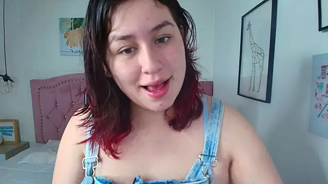 Snapshot of azul_veraa chatting on 01/13/26, 12:21 azul veraa online show from 01/13/26, 12:21