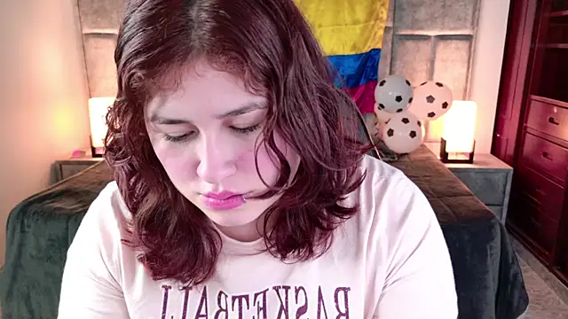 azul veraa online show from 06/25/26, 12:31
