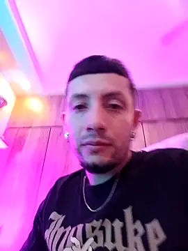 Snapshot of white_boy_li chatting on 03/24/26, 09:20 white boy li online show from 03/24/26, 09:20