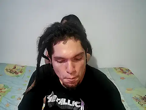 Snapshot of steffandjoshh420 chatting on 02/24/26, 01:36 steffandjoshh420 online show from 02/24/26, 01:36