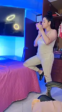 Girl kataleya10 online show from 05/14/26, 11:33