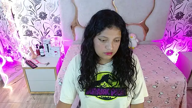 Snapshot of TATTI_TAY chatting on 02/17/26, 07:09 TATTI TAY online show from 02/17/26, 07:09