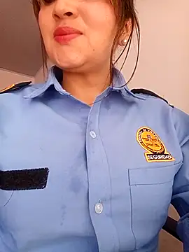 Alejandra N online show from 02/11/26, 01:38