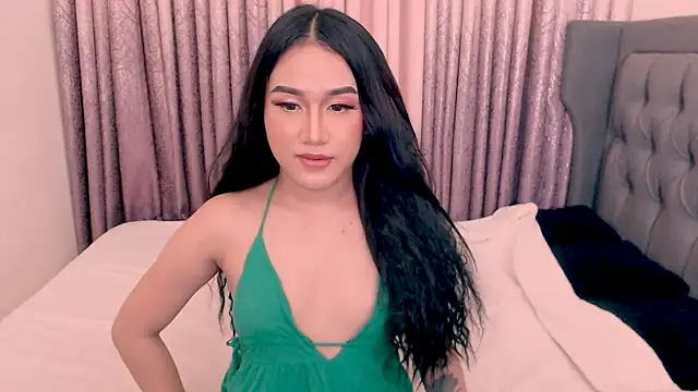 Snapshot of savanna_pleasure chatting on 06/08/26, 05:08 savanna pleasure online show from 06/08/26, 05:08
