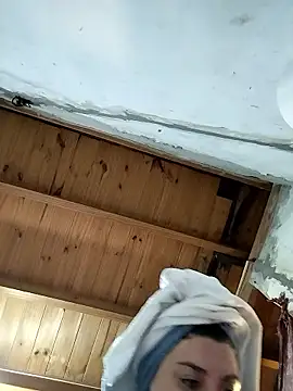 Snapshot of denise2028 chatting on 01/12/26, 11:54 denise2028 online show from 01/12/26, 11:54