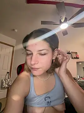 Snapshot of SassynNatty chatting on 01/17/26, 08:12 SassynNatty online show from 01/17/26, 08:12