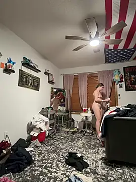 Snapshot of SassynNatty chatting on 02/14/26, 01:13 SassynNatty online show from 02/14/26, 01:13