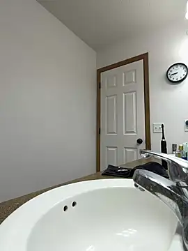 Snapshot of SassynNatty chatting on 03/07/26, 02:41 SassynNatty online show from 03/07/26, 02:41